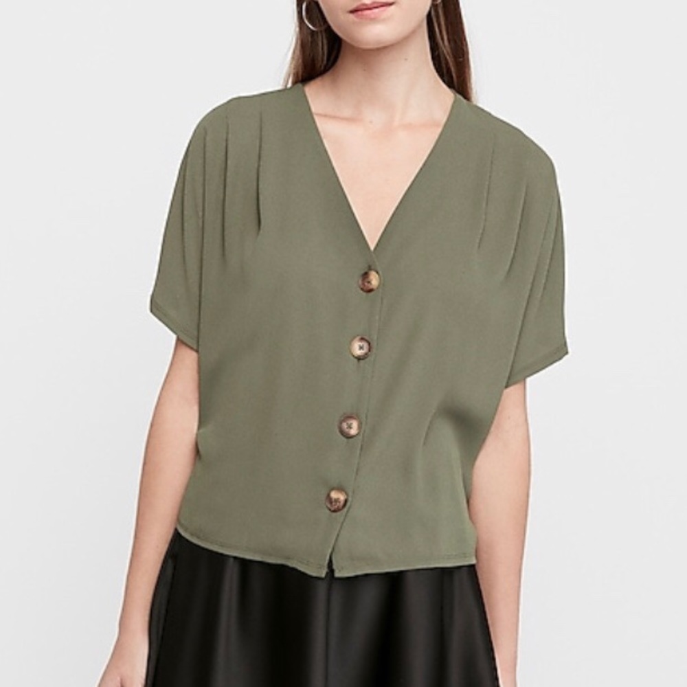 NWT Express Olive Green Medium Dolman Sleeve Tee